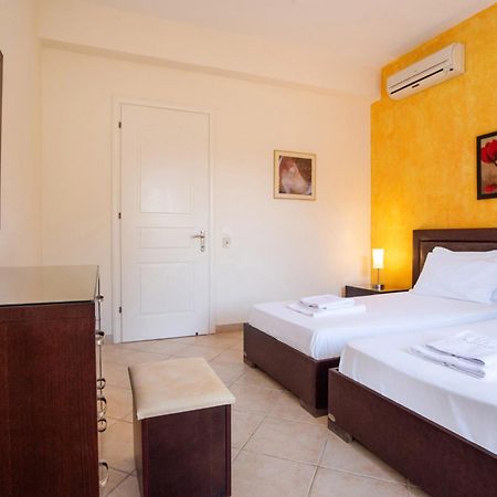 Angelique Apartments Агиос-Георгиос Экстерьер фото