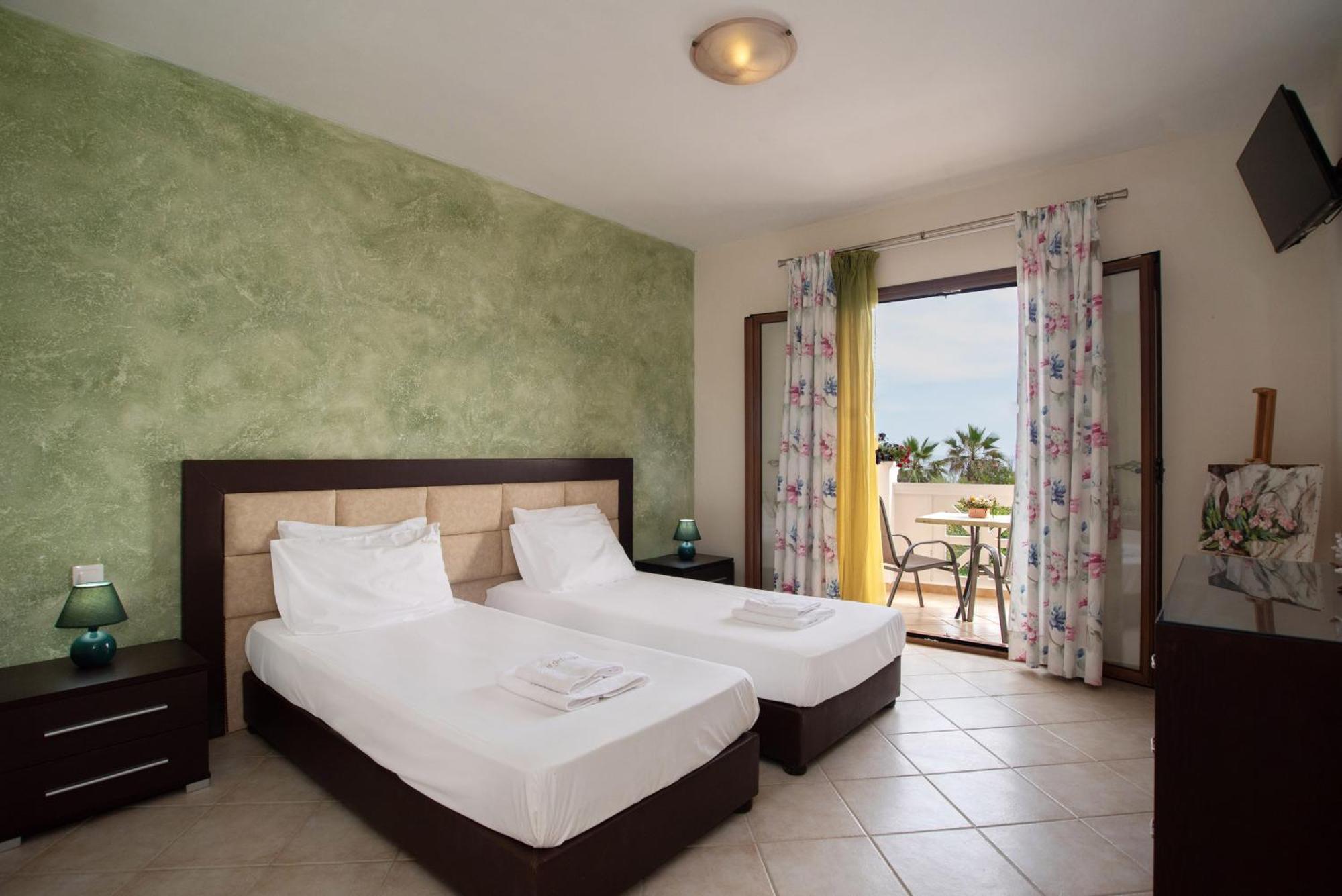 Angelique Apartments Агиос-Георгиос Экстерьер фото