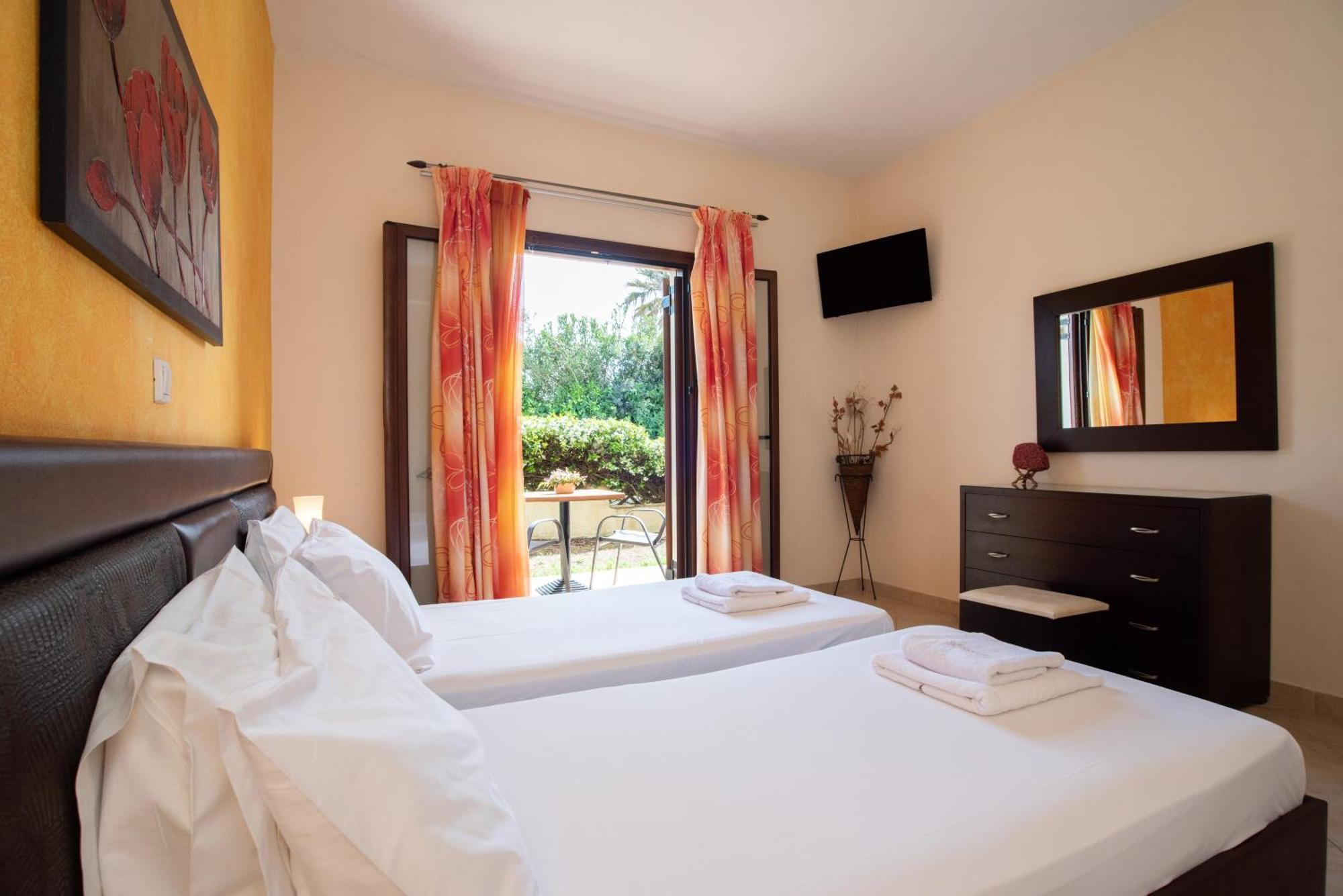 Angelique Apartments Агиос-Георгиос Экстерьер фото